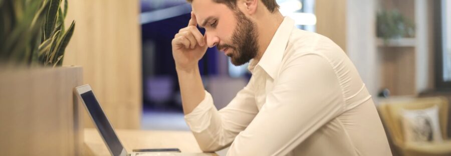 acompanhar-recolocação-profissional-de-ex-funcionário