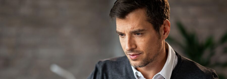 Imagem para ilustrar texto sobre como procurar um emprego. Foto: Freepik